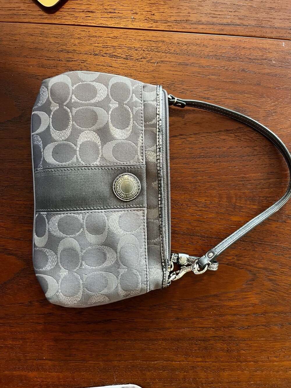Coach Signature C Op Art Metallic Grey Wristlet Clutch Bag Y2K Logo Purse
